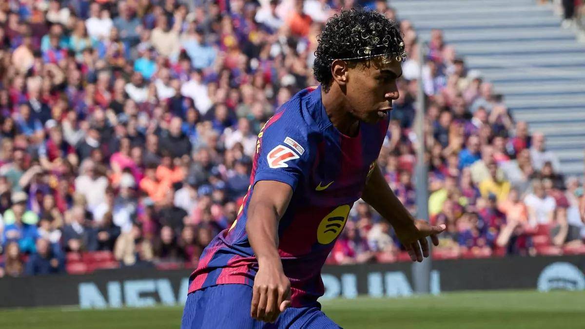 18岁扛大旗，亚马尔承载巴萨欧冠梦想